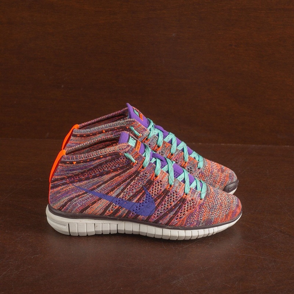 Nike Flyknit Chukka Running Sneaker Shoes Womens SZ 6.5 Purple/Red 639699-801
